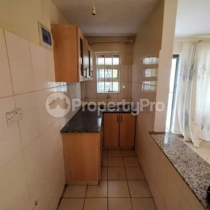 1 bedroom mini flat Bungalow Houses for rent Nakuru london close to