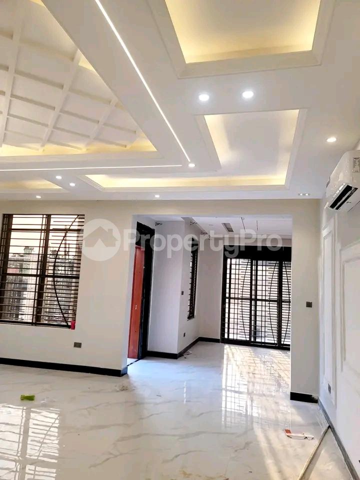 2 bedroom Apartment Block Apartment for sale Bwebajja entebbe road  Kampala Central Kampala Central - 11