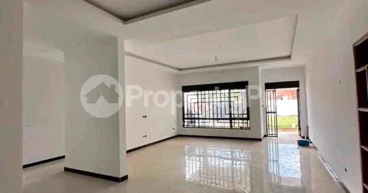 4 bedroom Bungalow Apartment for sale Kira road  Kampala Central Kampala Central - 0