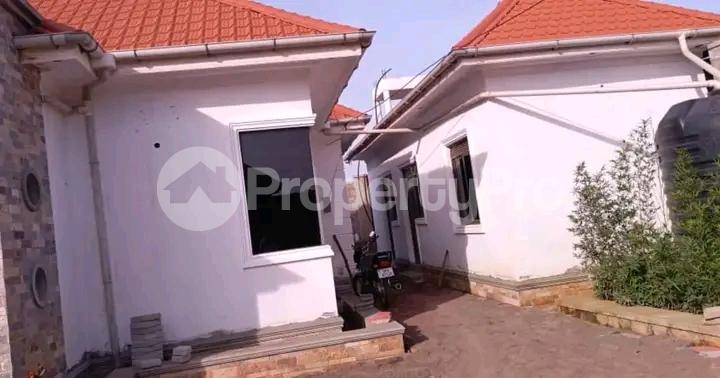 4 bedroom Bungalow Apartment for sale Kira road  Kampala Central Kampala Central - 6