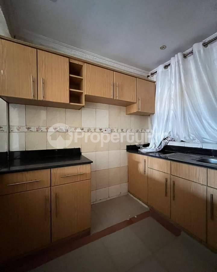 1 bedroom mini flat Houses for rent close to Daystar University