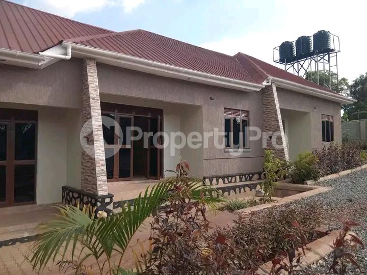 1 bedroom mini flat  Bungalow Apartment for rent Namugongo  Kampala Central Kampala Central - 6