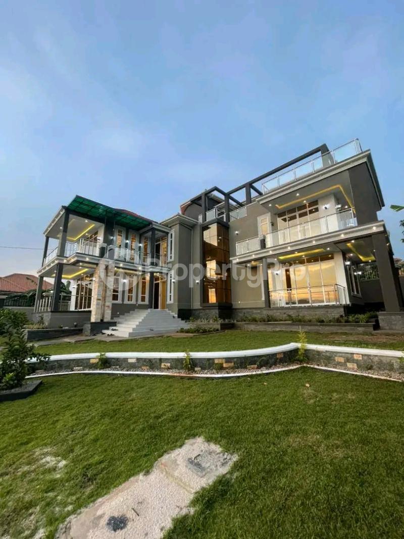 6 bedroom Villa for sale Bwebajja Entebbe rpad Ssabagado-Makindye Wakiso Central - 7