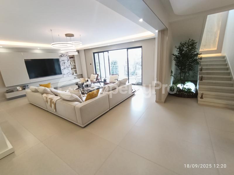 5 bedroom Flat&Apartment for sale kilimani,Nairobi Kilimani Nairobi