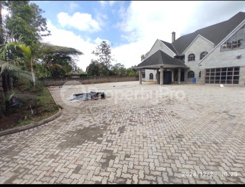 10 bedroom Office Building Commercial Properties for rent KAREN,NAIROBI Karen Nairobi