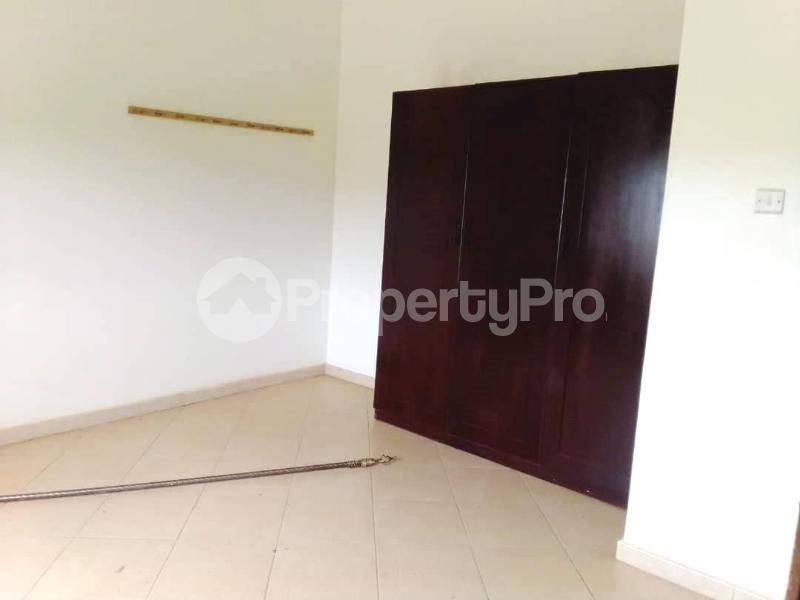 2 bedroom Bungalow Apartment for rent namugongo road Wakiso Central - 5