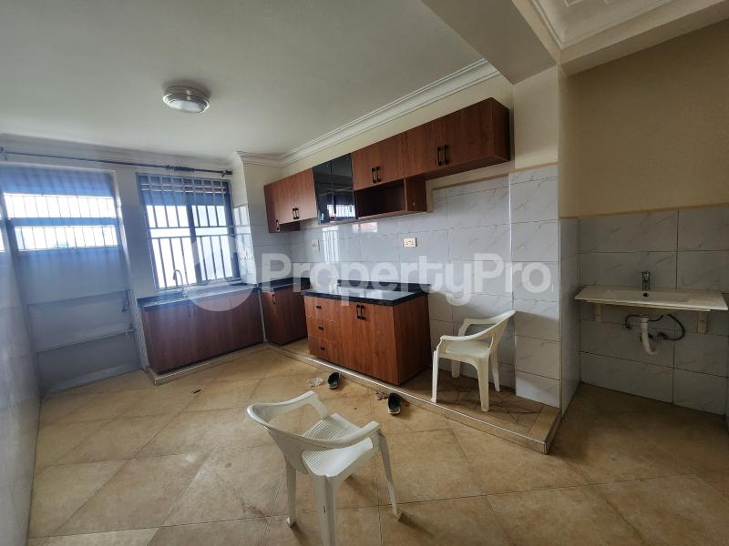 3 bedroom Apartment Block Apartment for rent Buwatte  Kira Wakiso Central - 3