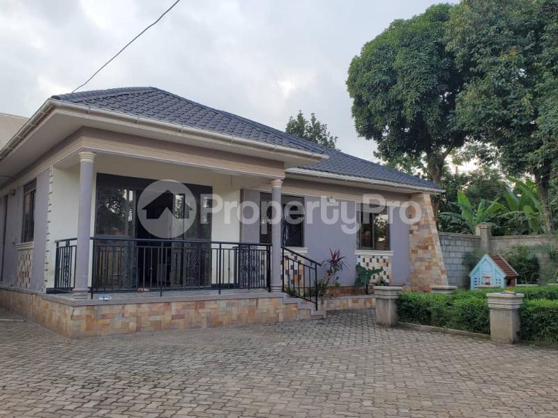 3 bedroom Bungalow Apartment for sale Bombo Road  Nabweru Wakiso Central - 2