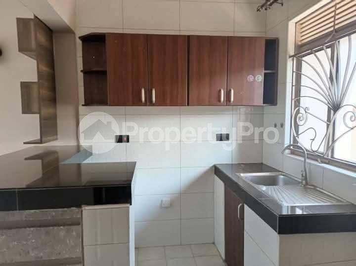 3 bedroom Apartment Block Apartment for rent Kisaasi road  Kisaasi Kampala Central - 1