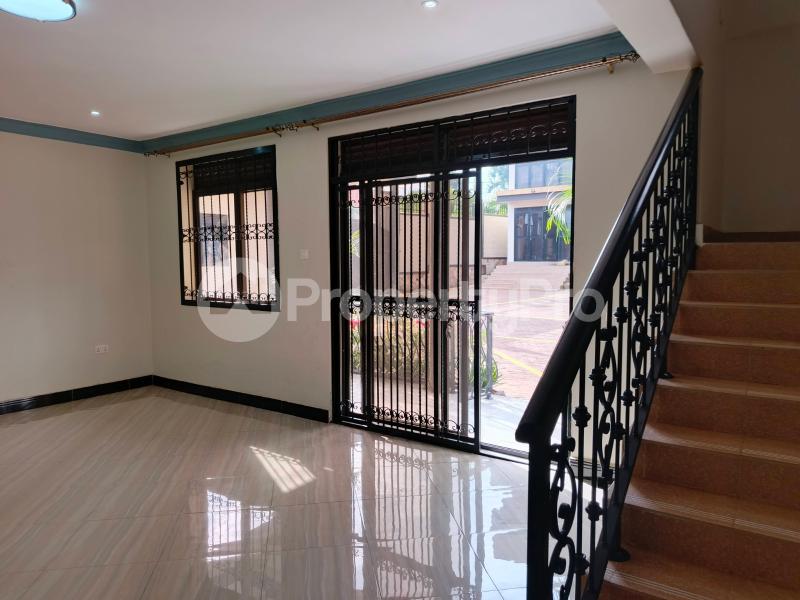 3 bedroom Villa for rent Kyanja road Kampala Central Kampala Central - 3