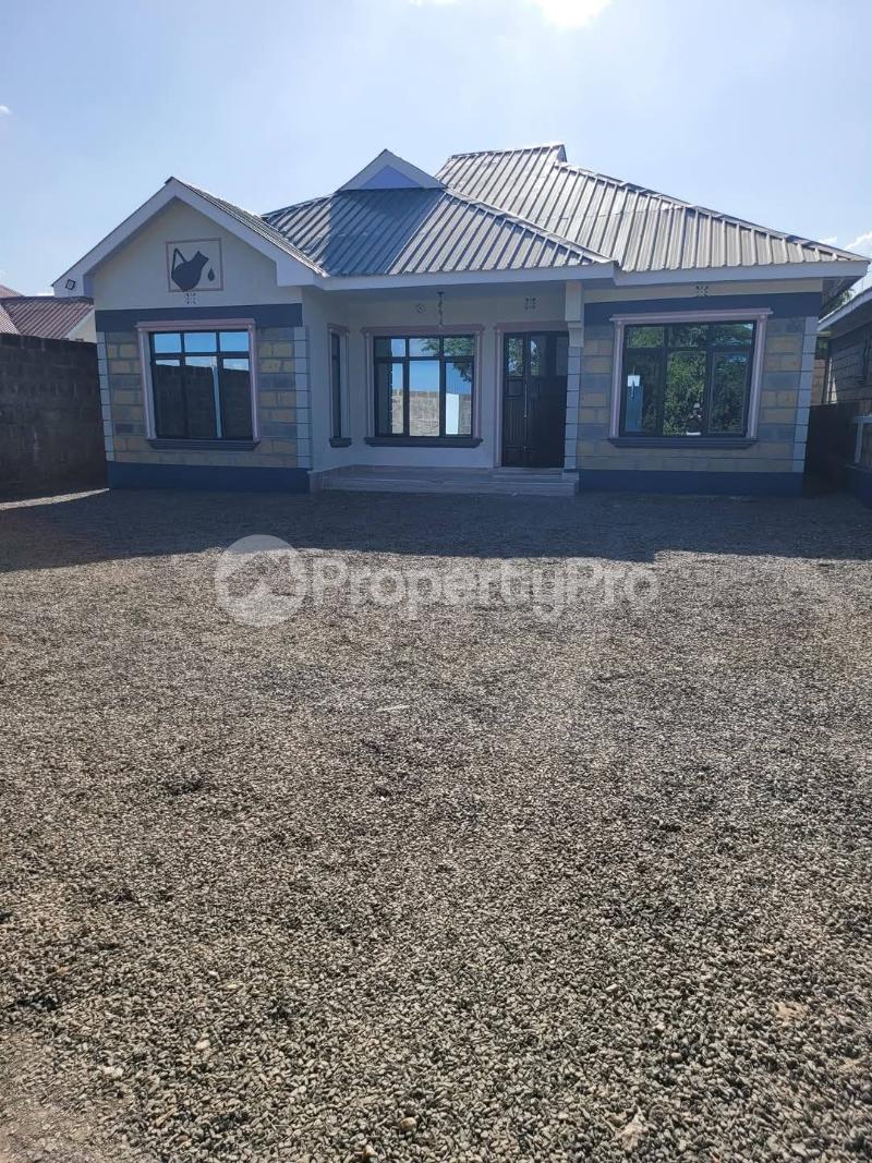 Bungalow Houses for sale 100m off magadi road, Kiserian Kiserian