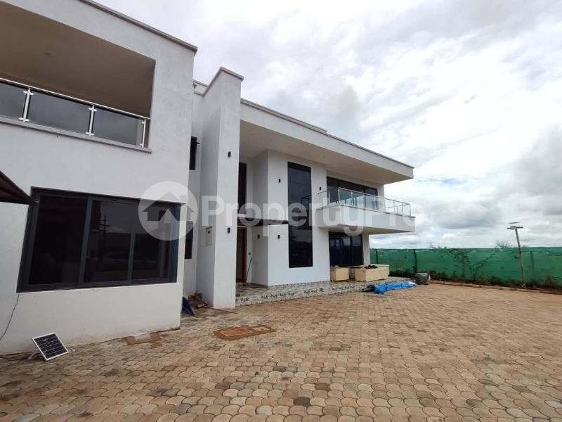 4 bedroom Flat&Apartment for sale Membley Ruiru