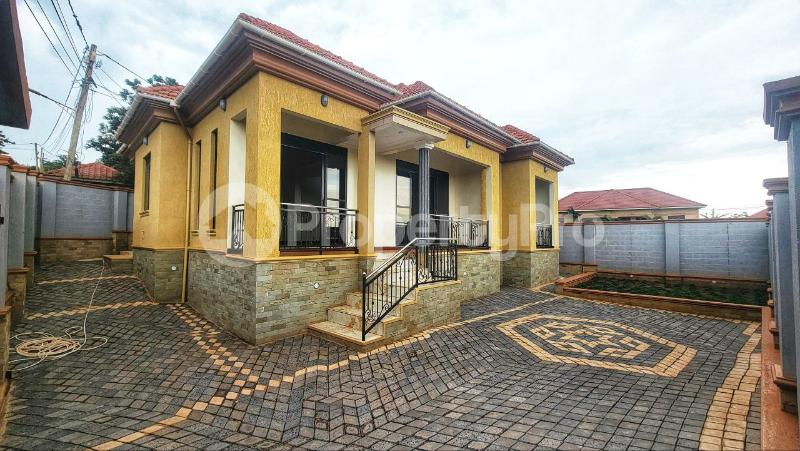 4 bedroom Bungalow Apartment for sale Kasagati road Kira Wakiso Central - 0