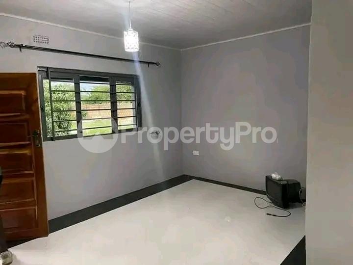 1 bedroom mini flat  Bedsitter Flat&Apartment for sale Tudor Mombasa