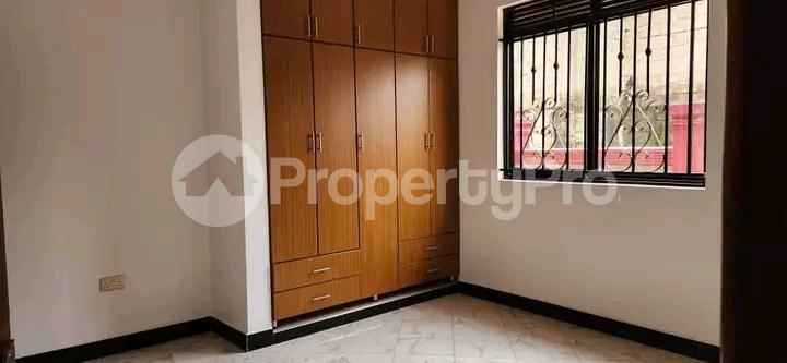 3 bedroom Bungalow Apartment for sale Kitende Entebbe right road  Kampala Central Kampala Central - 6