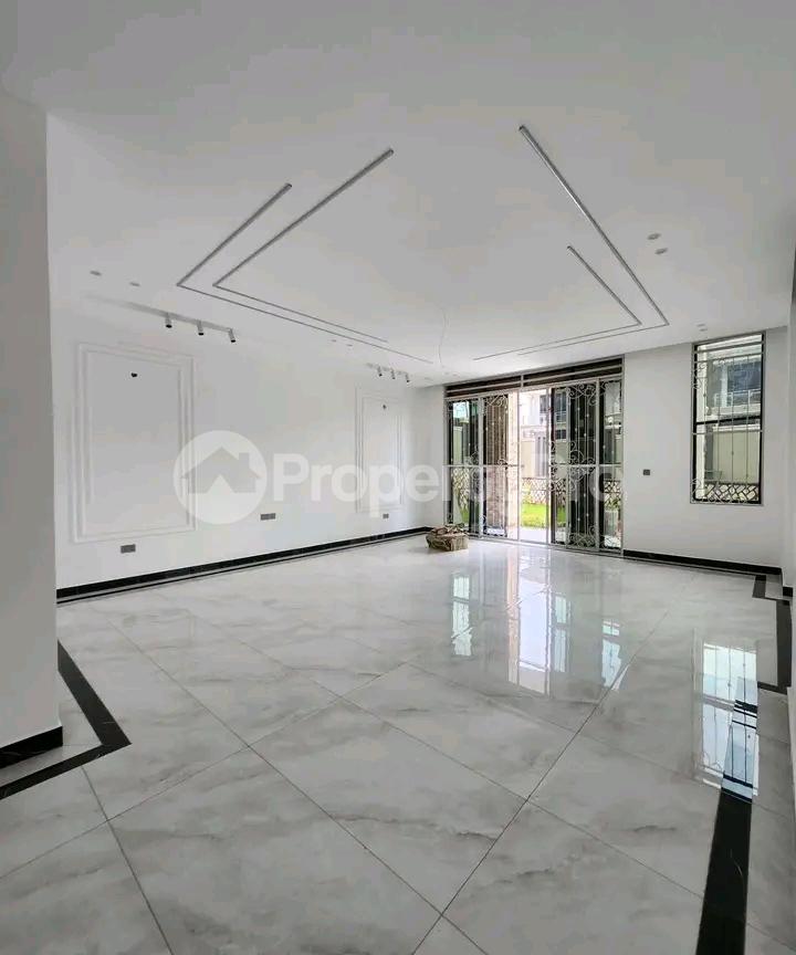 6 bedroom Bungalow Apartment for sale Najjera Road  Kampala Central - 6