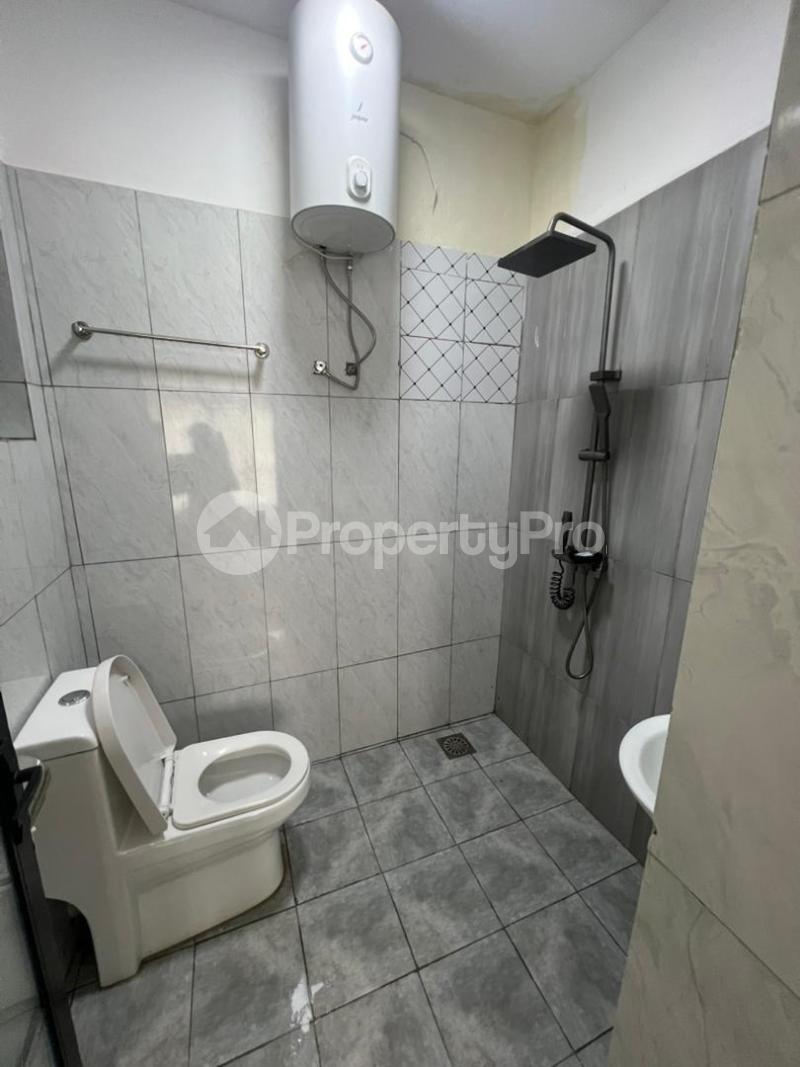 1 bedroom mini flat  Apartment Block Apartment for rent Kulambiro ring road Bulambiro Kampala Central - 8