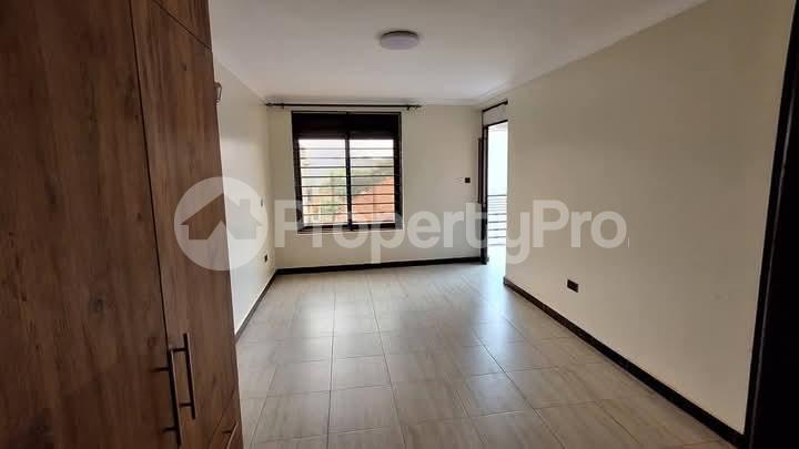 3 bedroom Apartment Block Apartment for rent Kira road  Kira Wakiso Central - 1