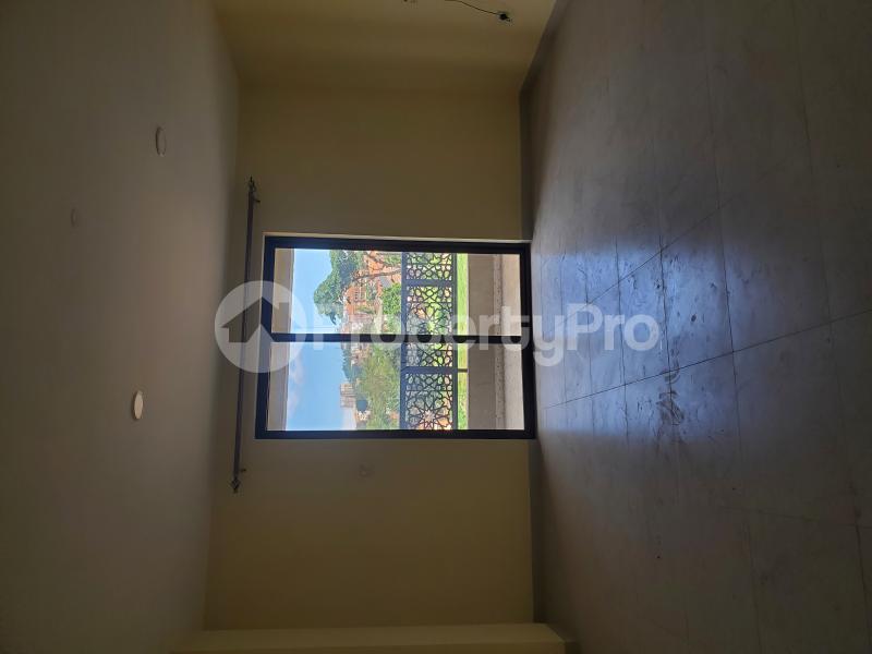 3 bedroom Apartment Block Apartment for rent Mawanda road.  Exactly on the main road.  Mulago Kampala Central - 20