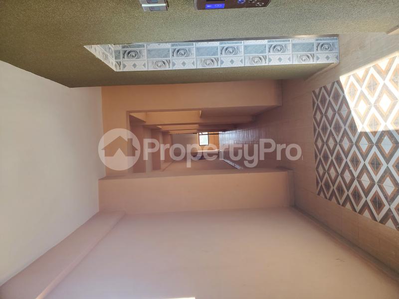 3 bedroom Apartment Block Apartment for rent Mawanda road.  Exactly on the main road.  Mulago Kampala Central - 3