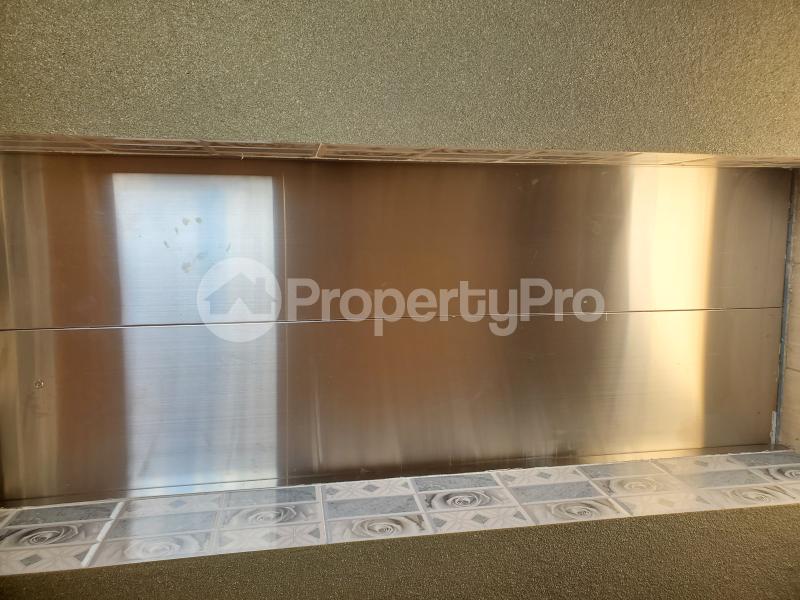 3 bedroom Apartment Block Apartment for rent Mawanda road.  Exactly on the main road.  Mulago Kampala Central - 6