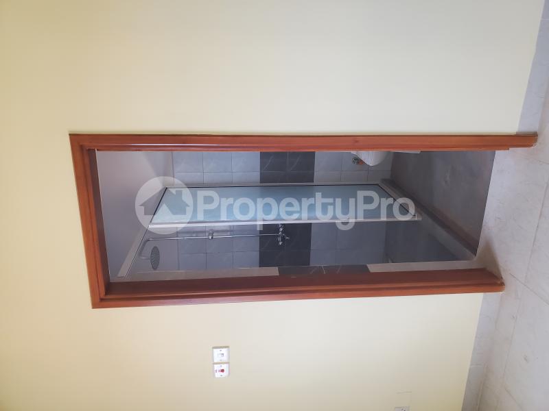 3 bedroom Apartment Block Apartment for rent Mawanda road.  Exactly on the main road.  Mulago Kampala Central - 16