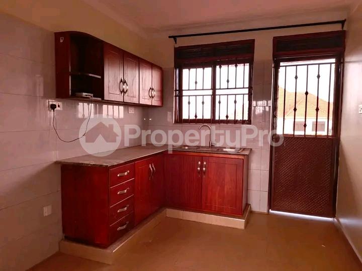 2 bedroom Apartment Block Apartment for rent Bweyogerere road  Kampala Central Kampala Central - 6