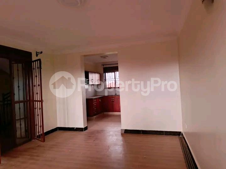 2 bedroom Apartment Block Apartment for rent Bweyogerere road  Kampala Central Kampala Central - 7