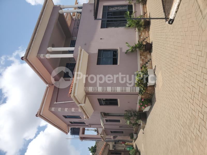 4 bedroom Apartment Block Apartment for sale Ring road Bulambiro Kampala Central - 3