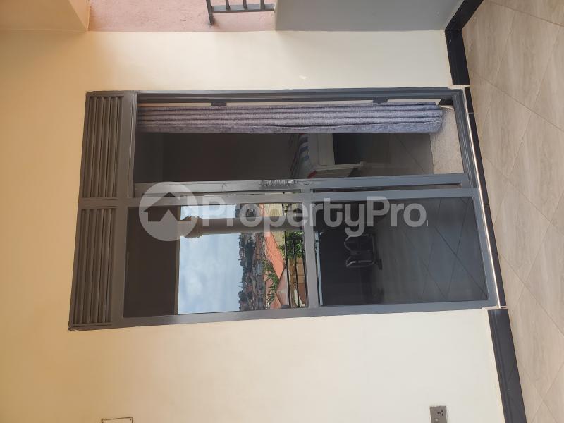 4 bedroom Apartment Block Apartment for sale Ring road Bulambiro Kampala Central - 8