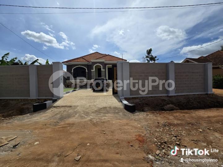 5 bedroom Bungalow Apartment for sale Mulawa. Kira Wakiso Central - 5