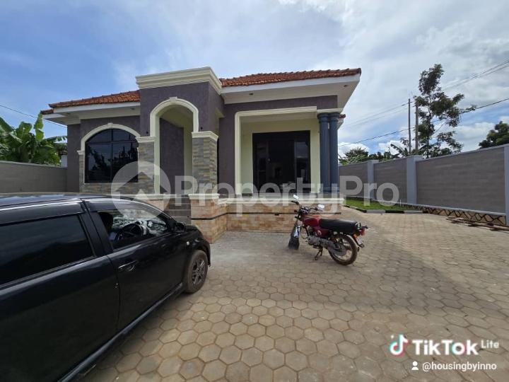 5 bedroom Bungalow Apartment for sale Mulawa. Kira Wakiso Central - 7
