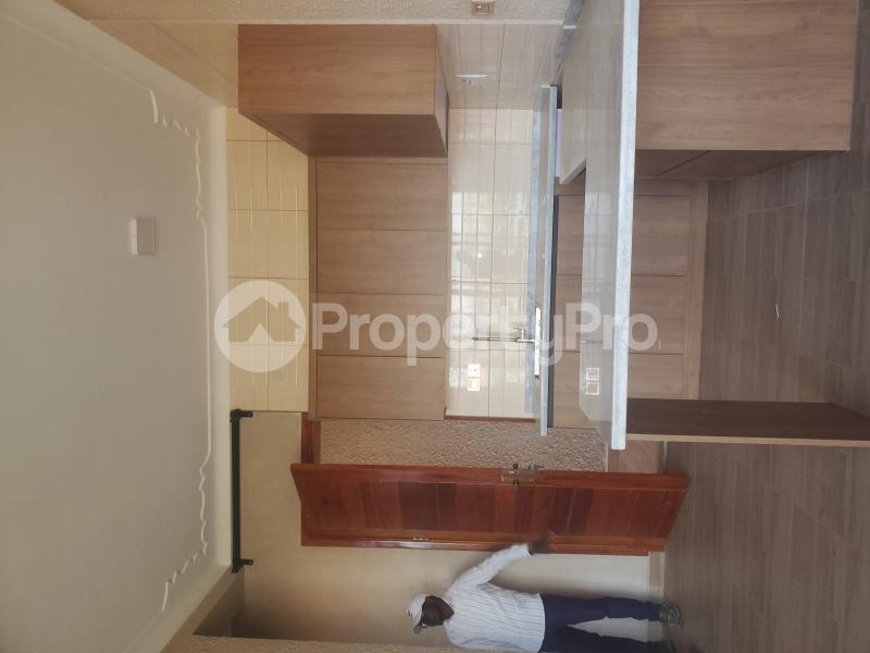 1 bedroom mini flat  Apartment Block Apartment for rent Canon road Kigowa Kampala Central - 6