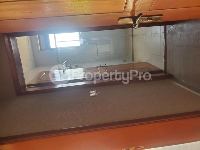 1 bedroom mini flat  Apartment Block Apartment for rent Canon road Kigowa Kampala Central - 5