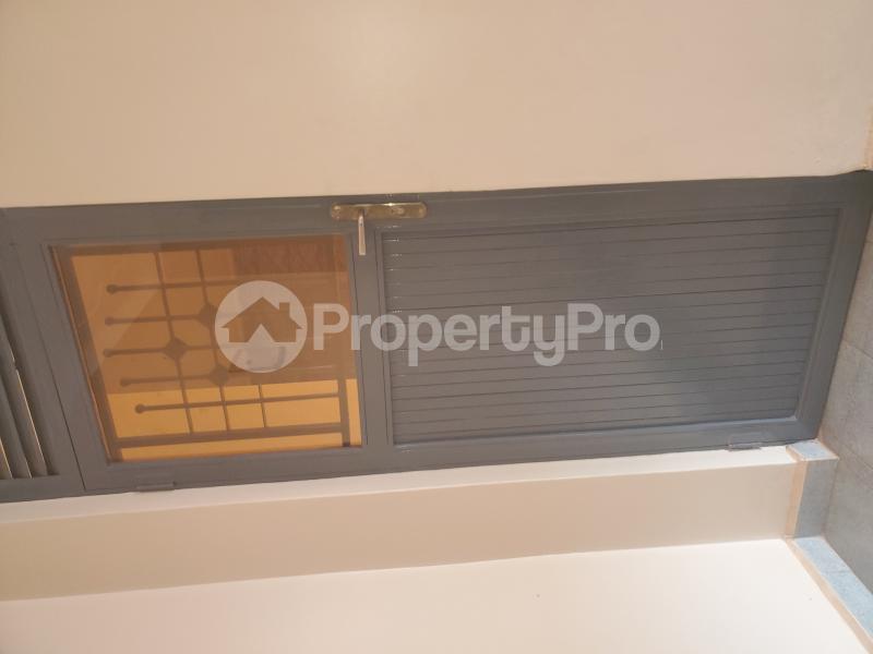 1 bedroom mini flat  Apartment Block Apartment for rent Canon road Kigowa Kampala Central - 8