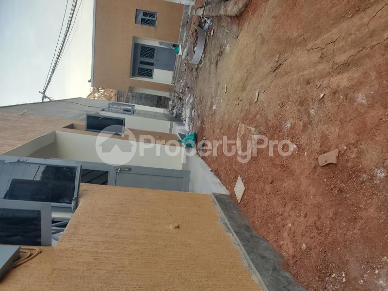 Studio Apartment for rent Mukalazi road  Bukoto Kampala Central - 4