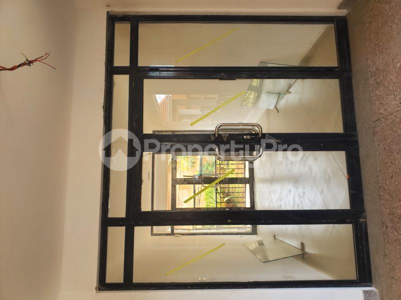 Commercial Property for rent Bukoto heights main road  Bukoto Kampala Central - 11