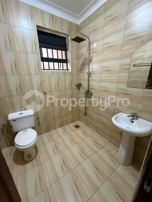 2 bedroom Apartment Block Apartment for rent munyonyo  Munyonyo Kampala Central - 3