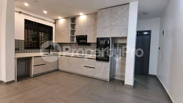 1 bedroom mini flat  Apartment Block Apartment for sale Kyanja road  Kampala Central Kampala Central - 2