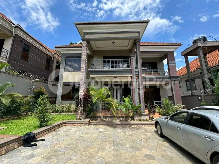 6 bedroom Bungalow Apartment for sale Kisaasi kulambiro  Kampala Central Kampala Central - 5