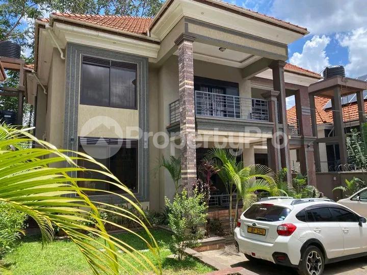 6 bedroom Bungalow Apartment for sale Kisaasi kulambiro  Kampala Central Kampala Central - 1