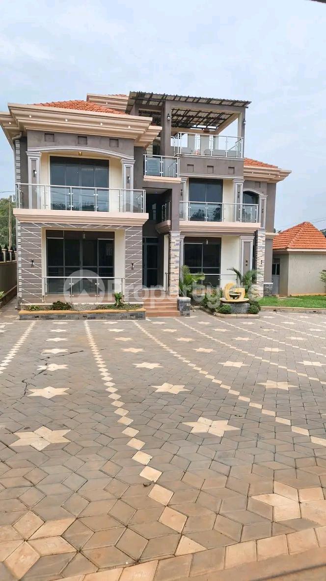 5 bedroom Apartment for sale Kira road  Kira Wakiso Central - 0