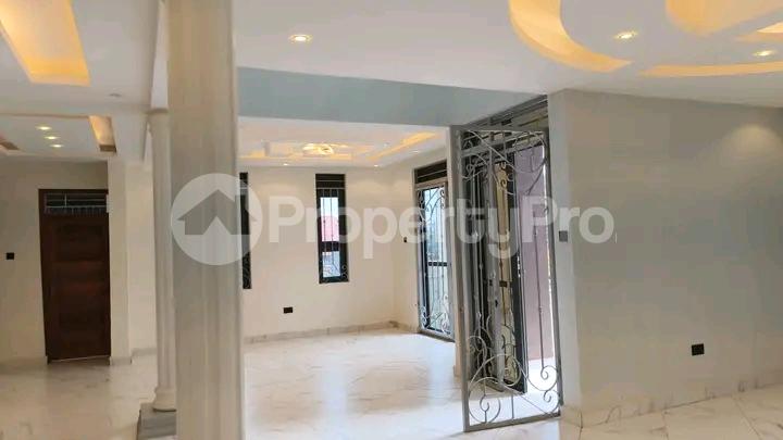 5 bedroom Apartment for sale Kira road  Kira Wakiso Central - 3