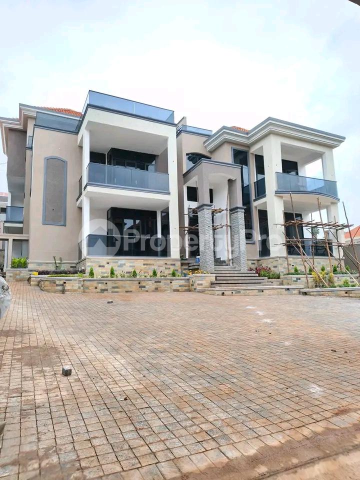 1 bedroom mini flat  Apartment Block Apartment for sale Ntinda road  Kampala Central Kampala Central - 0