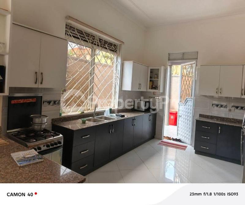 4 bedroom Villa for sale Kira mamerito road  Kampala Central Kampala Central - 4