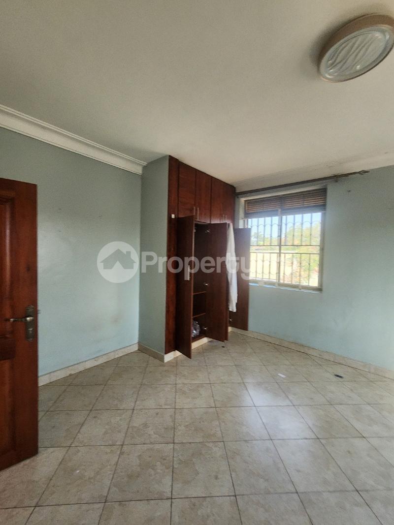 2 bedroom Apartment for rent Zimbe road Makindye Kampala Central - 3
