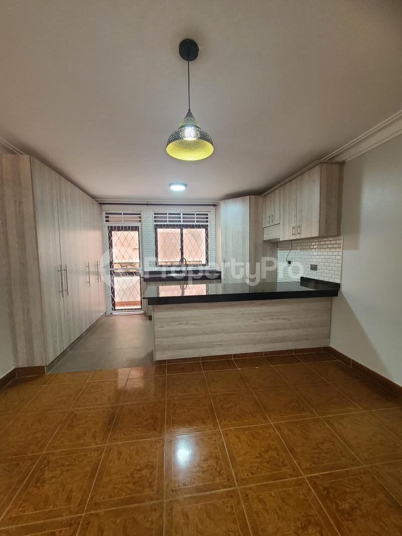 2 bedroom Apartment for rent Senyodo road Makindye Kampala Central - 1