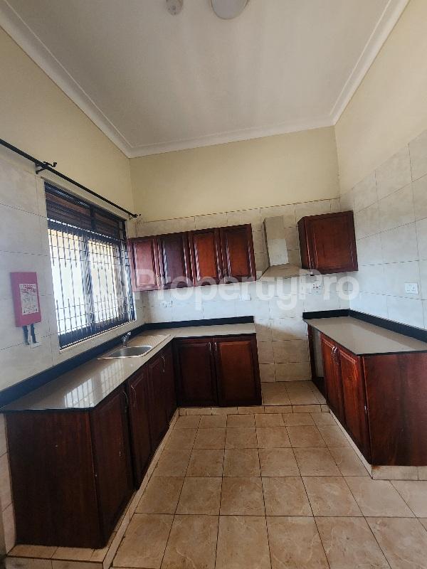 3 bedroom Apartment for rent Ave Maria road  Makindye Kampala Central - 3