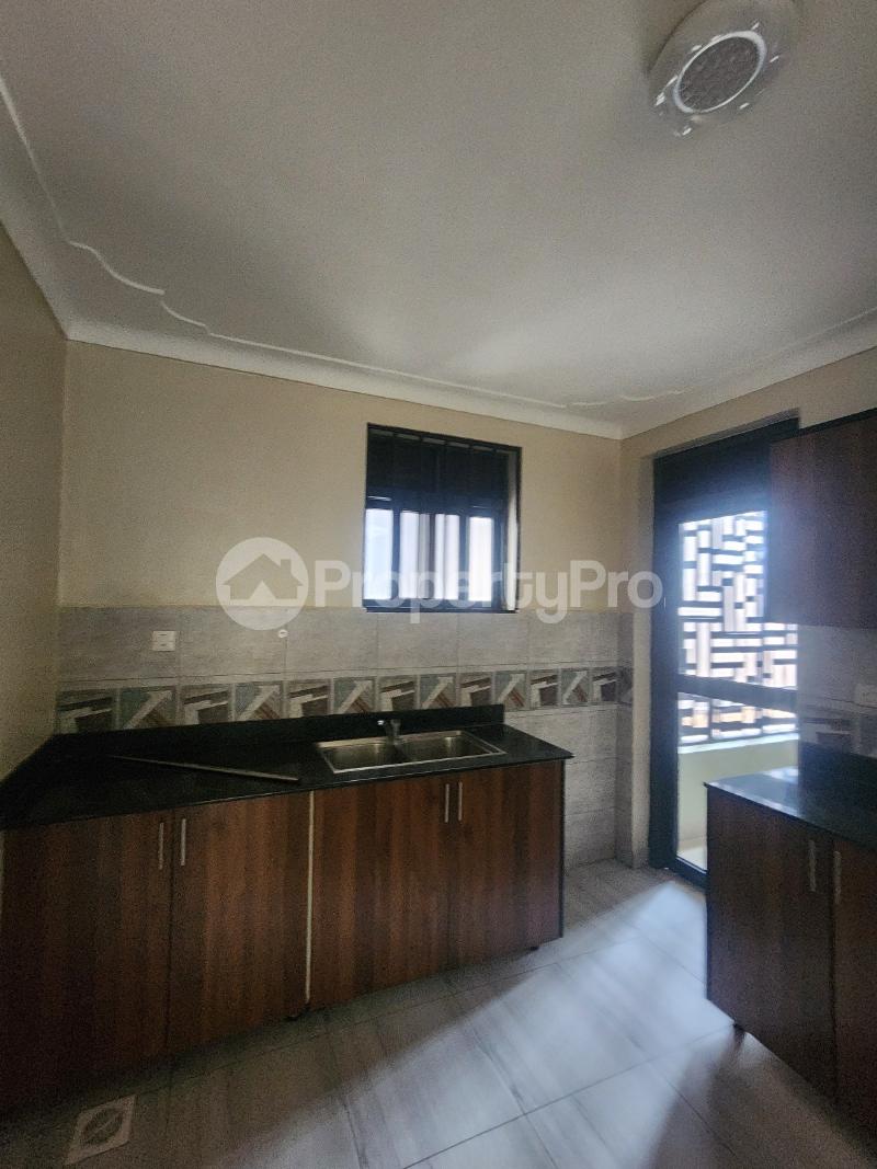 4 bedroom Apartment for rent Kevina road Makindye Kampala Central - 1