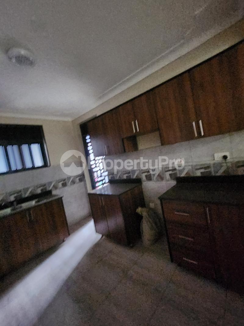 3 bedroom Apartment for rent Kevina road Makindye Kampala Central - 1